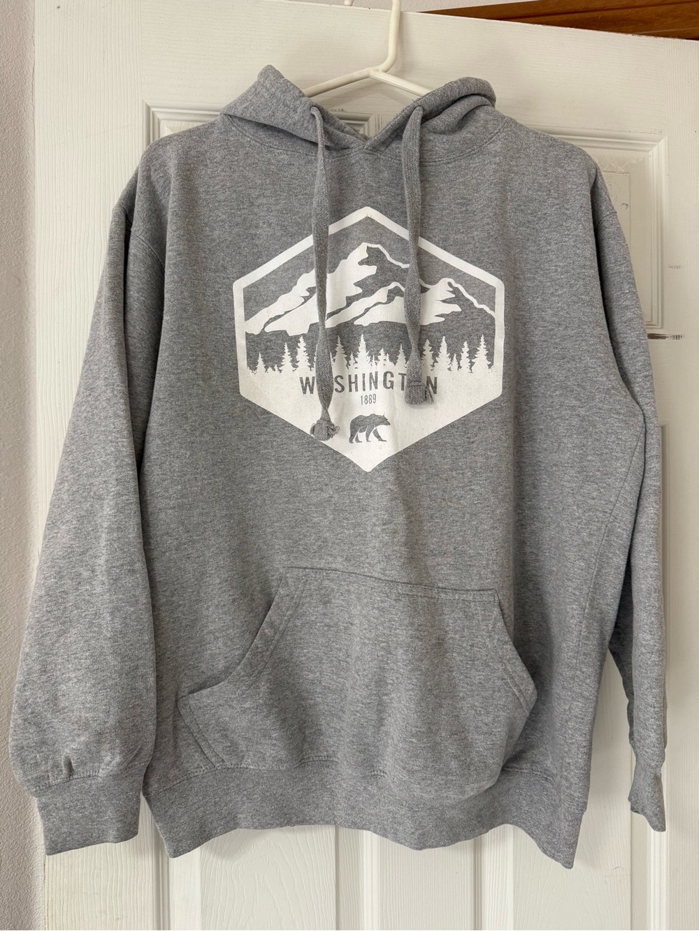 Grey and white Washington state hoodie #outdoorvibes